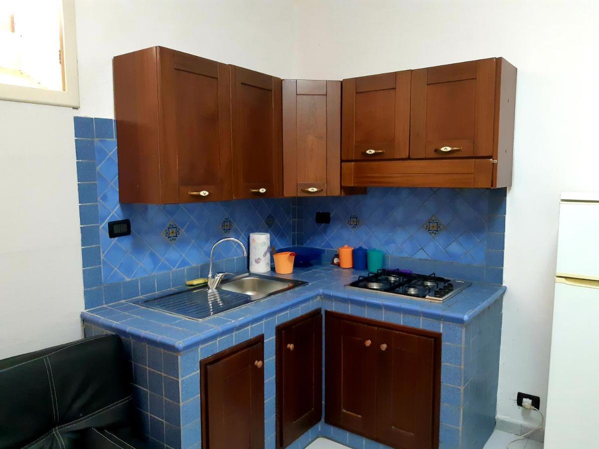 Appartamenti Cavarretta Seminterrati Мондело Екстериор снимка